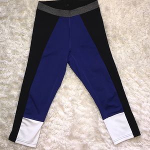 Athleta Capri Leggings